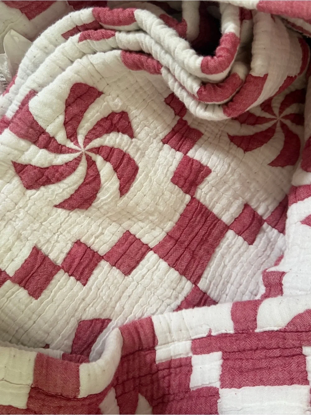 Threshold Classic Red and White Patchwork Quilt - Christmas Candy Cane
